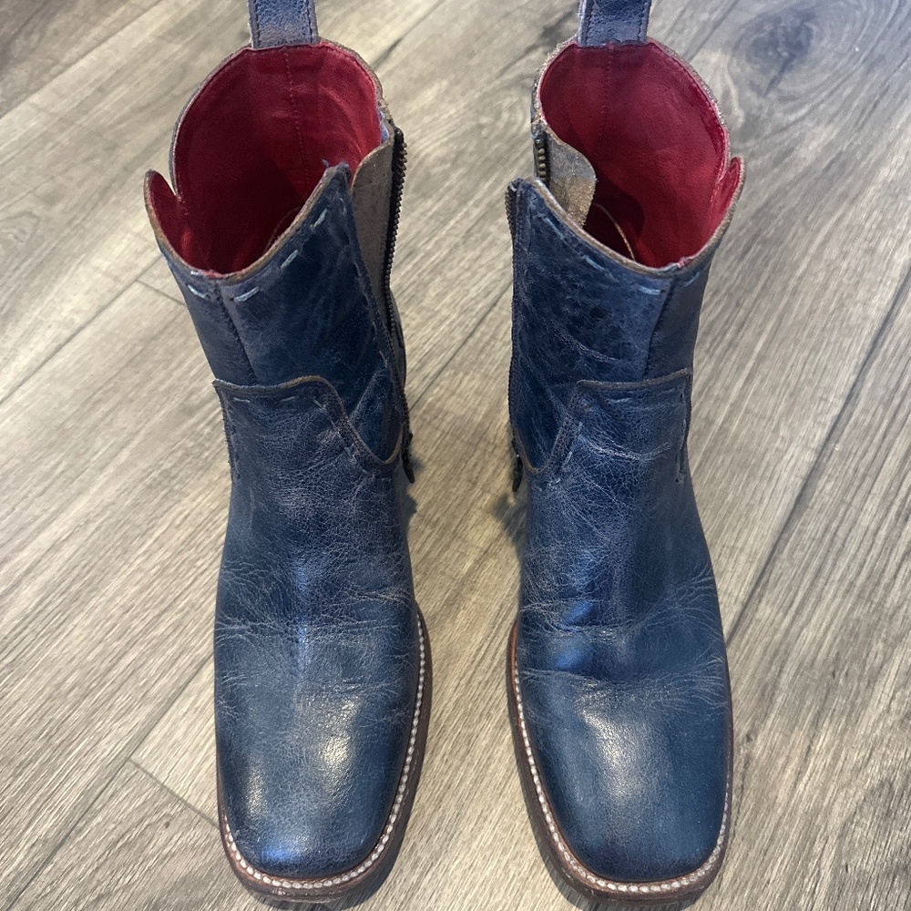 BedStu Merryli boots in cobalt luxe